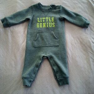 Carter's Sweatsuit 12M